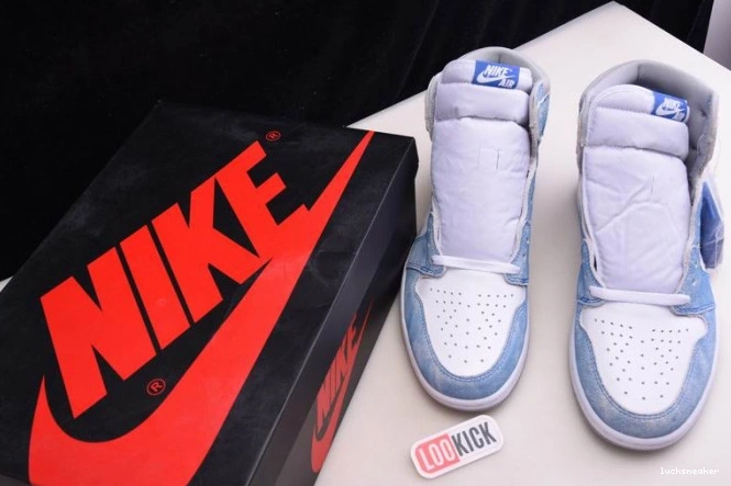 Reps LUCY Hyper 555088-402 OG High Royal Jordan 1 Retro 0727